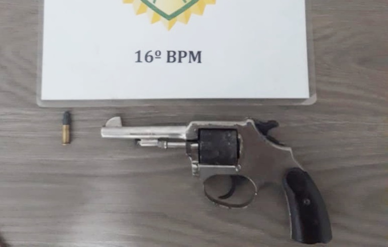 Preso em Boa Ventura de São Roque, homem de 51 anos que ameaçava trabalhadores com uma arma de fogo