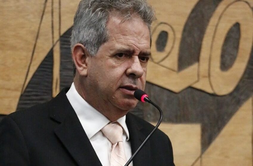  Vereador alvo de processo de cassação em Ponta Grossa, protocola renúncia ao cargo