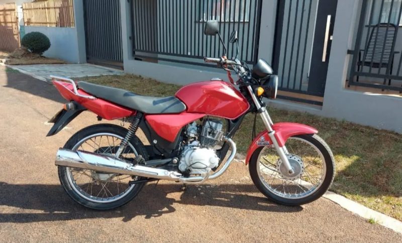  Moto é furtada de dentro da garagem de uma residência em Pitanga. Um Notebook também foi furtado