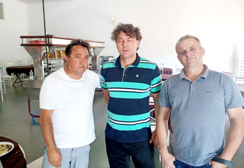  Presidente Estadual do MDB do Paraná visita Pitanga e almoça com o empresário Claudemir Portes