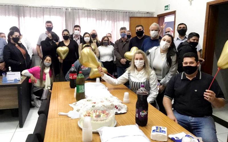  Vereadores votam cassação de presidente da Câmara de Ivaiporã por comemorar aniversário com servidores durante a pandemia