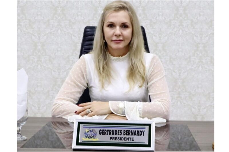  Justiça determina a imediata reintegração de Gertrudes Bernardy ao cargo de Vereadora em Ivaiporã