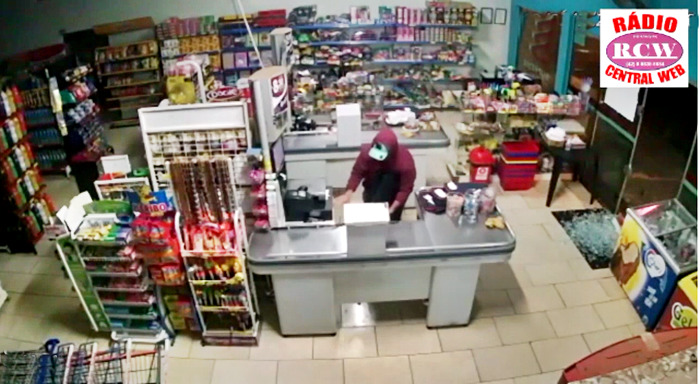  Ladrão preso em Manoel Ribas saiu do sistema prisional, tirou a tornozeleira e jogou fora