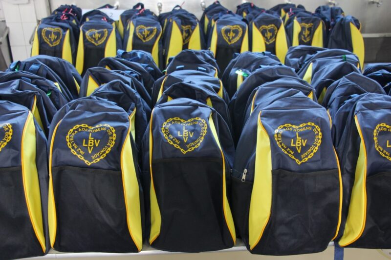  Estudantes de Palmital foram contemplados e receberam material escolar para ser utilizado durante ano letivo