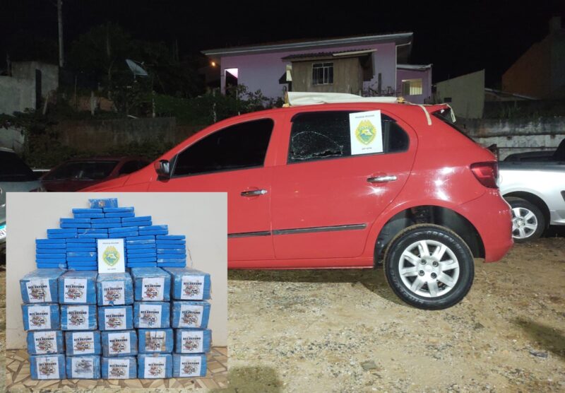  PM apreende 435 quilos de maconha em um veículo em Manoel Ribas. Os ocupantes fugiram no mato e os batedores foram abordados