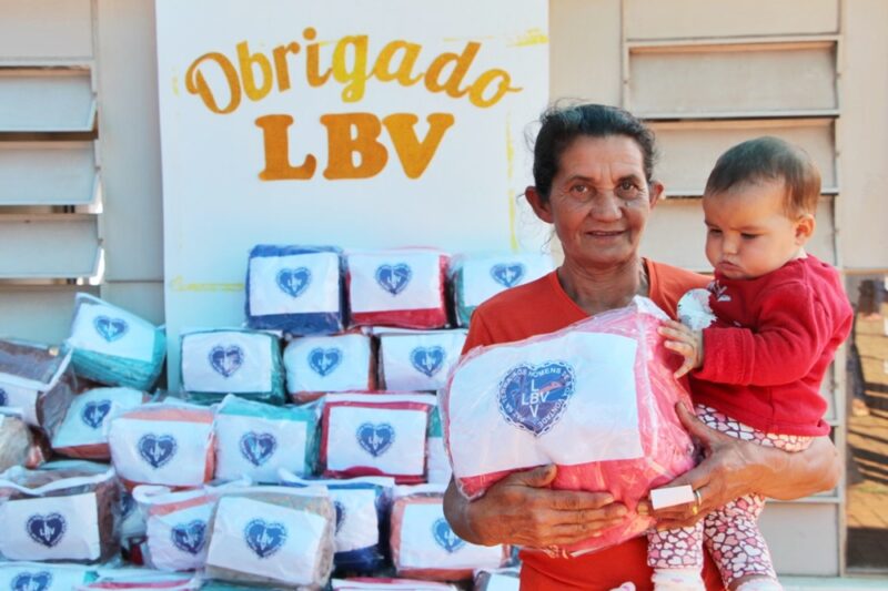  100 famílias de Palmital/PR recebem cobertores da LBV