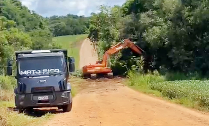  Vereador foi na conversa do outro e levou uma invertida ao falar da Ponte do Rio Macaco em Mato Rico