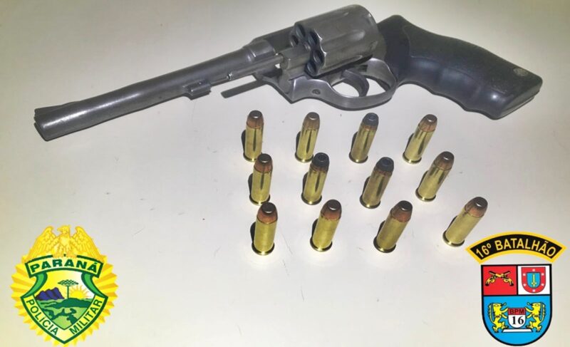  Preso no interior de Palmital, homem de 44 anos com uma arma de fogo sem documentação