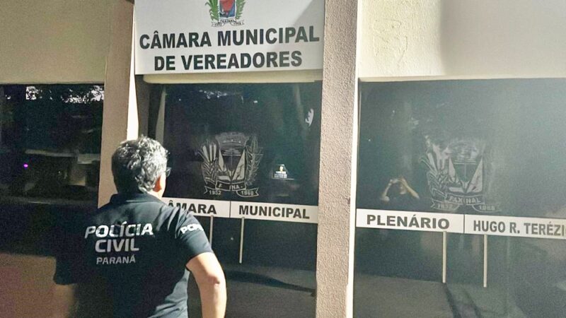  MP e PC cumprem mandados de busca e apreensão contra ex-presidente da Câmara de Faxinal investigado por fraudes em licitações