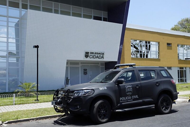  Ex-delegado de polícia de Matinhos é condenado a mais de cinco anos de reclusão em regime fechado por tráfico de drogas