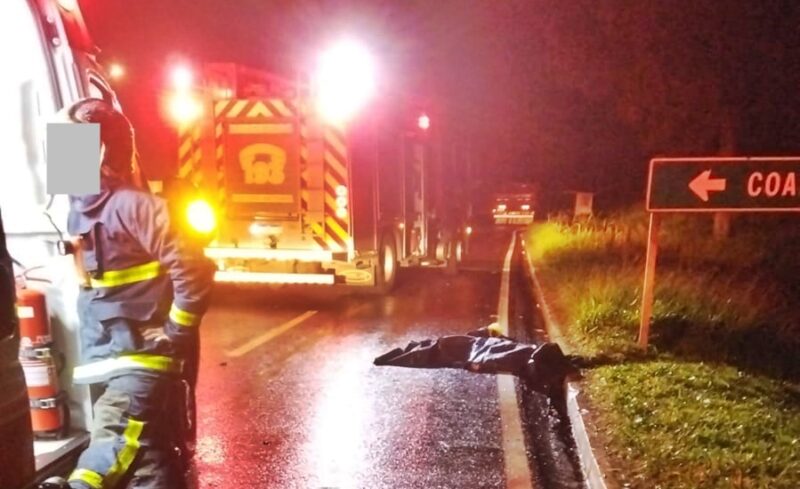  Menina de 13 anos morre em acidente com moto e caminhão no Trevo da PRC-466 entrada para Santa Maria do Oeste