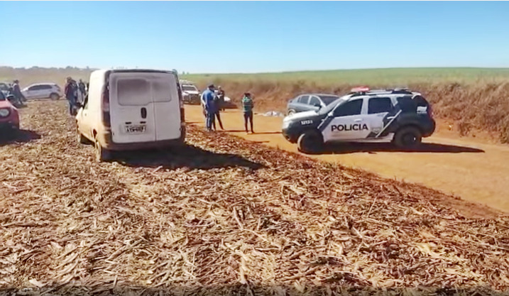  Condutor que atropelou e matou uma mulher em Boa Ventura, abandonou o Ônibus e fugiu