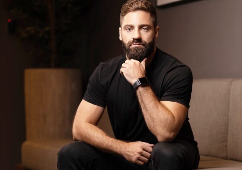  Exclusivo: Empresário Alexandre Bernd revela método responsável por fazer empresas anunciarem de graça no Google