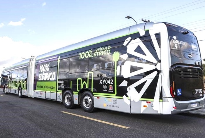  Subvenção de R$ 317 milhões de Curitiba para ônibus elétricos é suspensa novamente