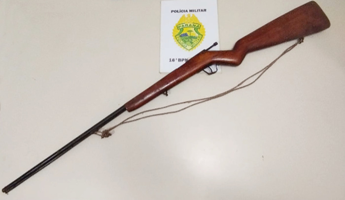  Preso em Nova Tebas após briga de canivete com o filho e a mãe. “Puxa-Fieira” é apreendida