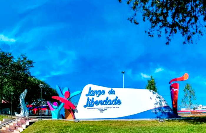  Diretor de uma escola estadual de Pato Branco é afastado das funções após ser acionado pelo MP por caso de assédio sexual contra adolescentes