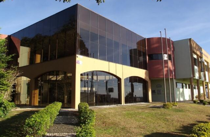  Vereador de Guarapuava é denunciado por prática de violência de gênero contra duas colegas em sessão da Câmara