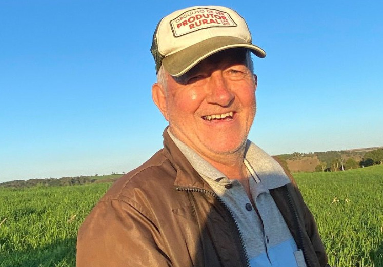  Homem de 67 anos passa mal e morre dentro do caminhão no interior de Turvo