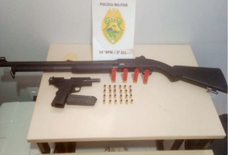  Dois homens que davam tiros “depois do gole” no interior de Nova Tebas foram encaminhados para Delegacia