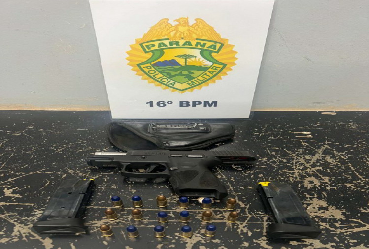  Preso com duas armas em frente a um Bar na Vila Planalto em Pitanga