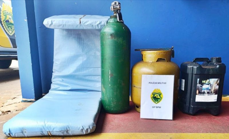  Preso em Pitanga após atear fogo em veículos em uma Oficina Mecânica e furtar objetos que foram recuperados pela PM