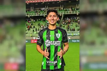 Jogador do América-MG é preso em flagrante por injúria racial na Série B