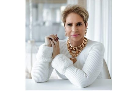 Teresa Cristina confirma participação no livro legado, com Lírio Parisotto, Cris Arcangeli e Beetto saad