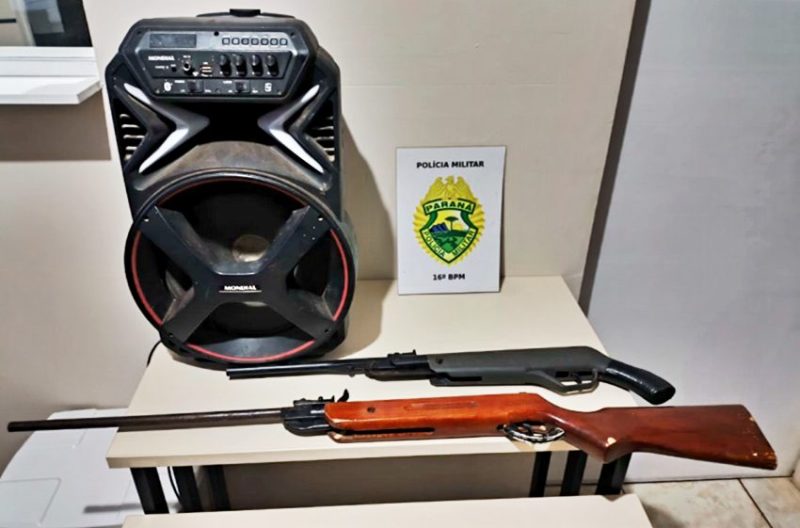  Som e espingardas são apreendidas pelas PM após denúncia de perturbação em Manoel Ribas