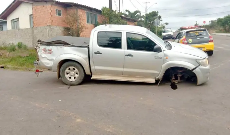  Preso após furtar uma Hilux em Prudentópolis, embriagado e drogado, chamou um policial de “verme”