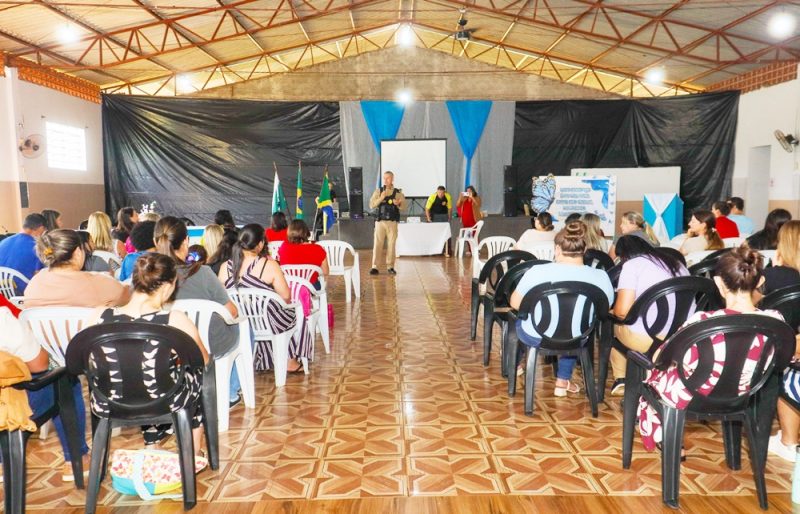  Polícia Militar e Conseg promovem palestra e treinamento em Boa Ventura de São Roque