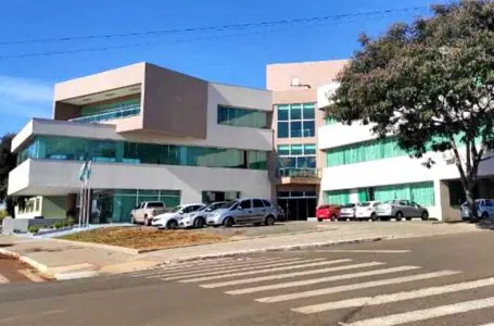 Proibida promoção pessoal do Prefeito de Santa Izabel do Oeste em mídias oficiais