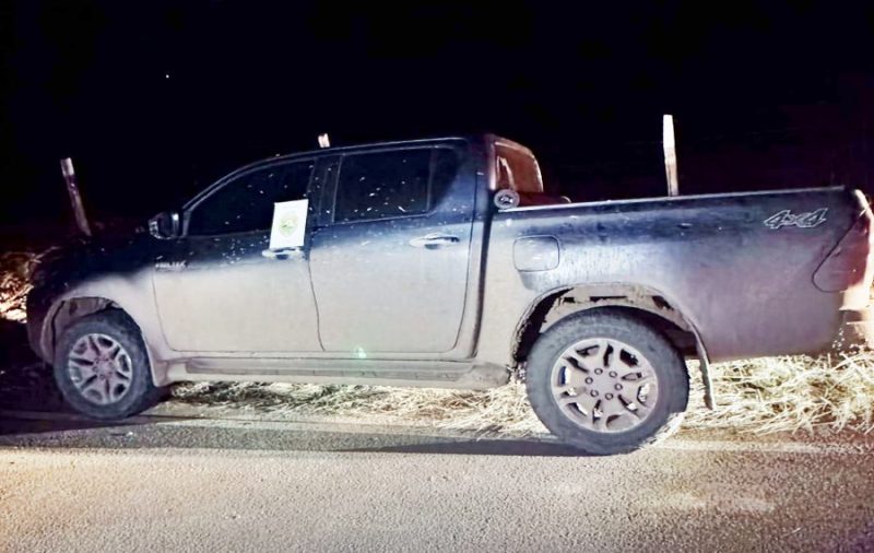  Hilux furtada/roubada é encontrada e recuperada pela PM no Distrito de Guairará região de Guarapuava